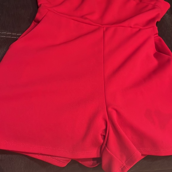 Romper open back . - Picture 2 of 5